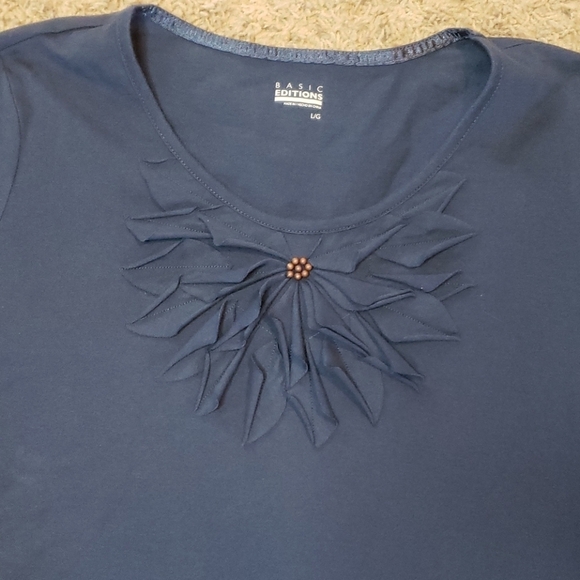 Basic Editions Blue Floral Top Size Large - Picture 2 of 2